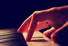 九游中国-48小时血战两城！揭秘XX队魔鬼赛程背后的钢铁基因