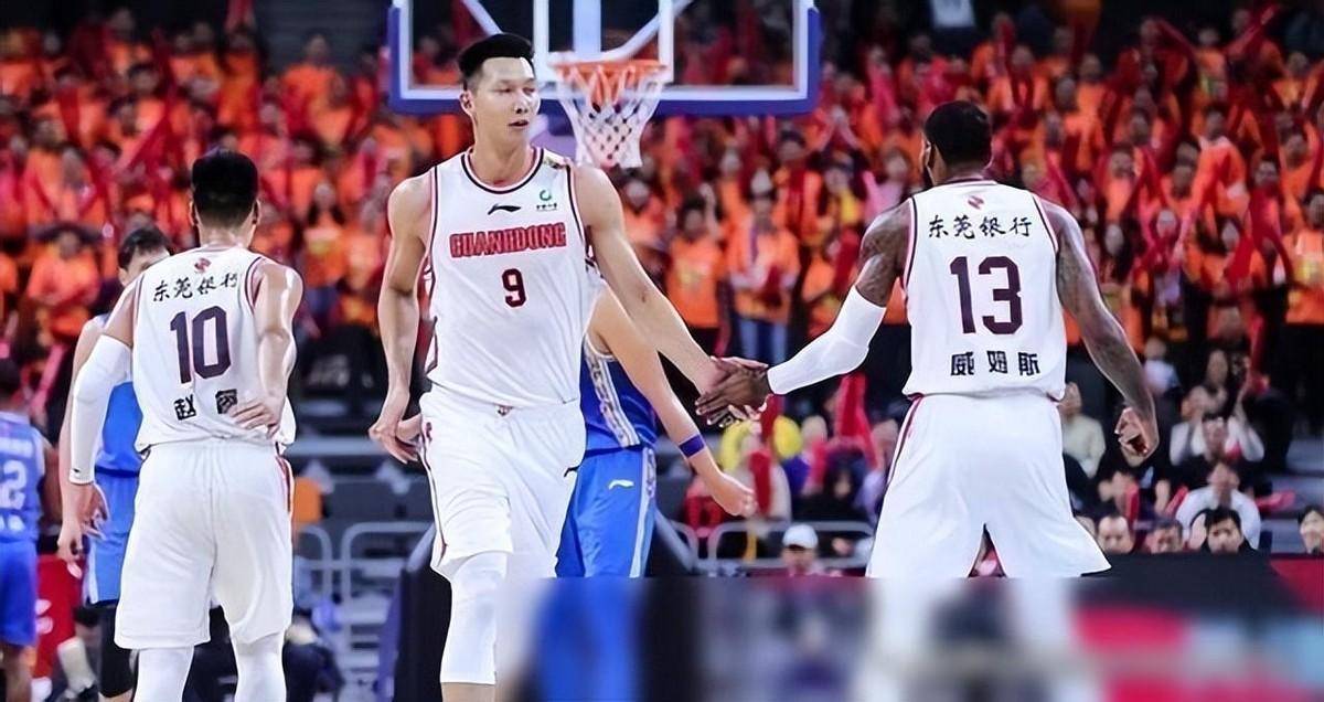 广东宏远全队低迷，未能守住胜局的简单介绍