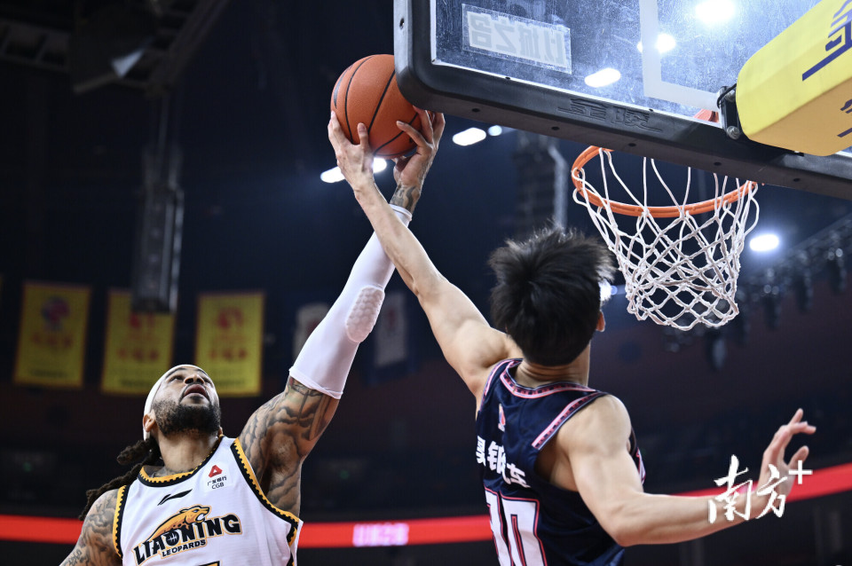 激动人心的CBA比赛,体验篮球魅力 激动人心的CBA比赛,体验篮球魅力