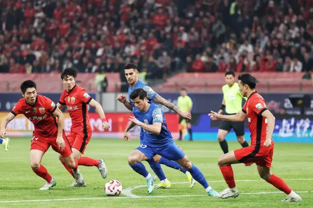 关于国安闷平建业，双方苦战无分胜负的信息