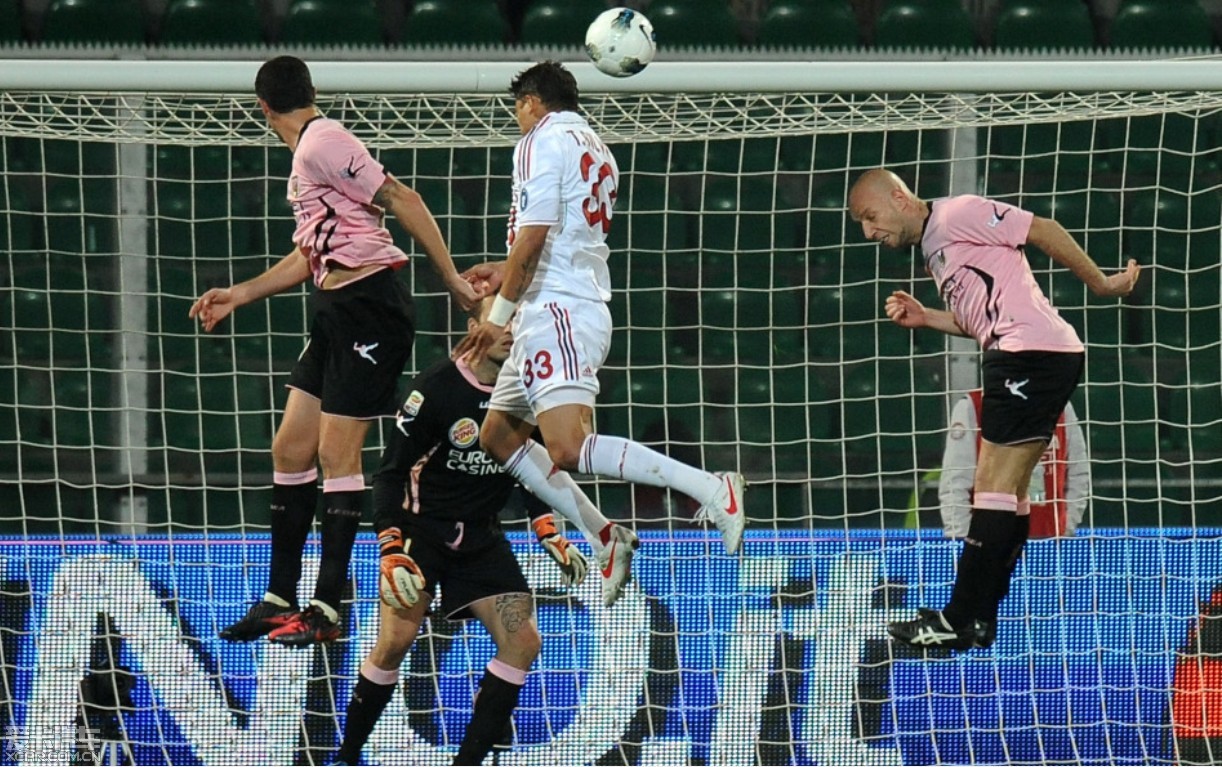 关于AC米兰爆冷输给巴勒莫,遭遇难以接受的失败的信息 关于AC米兰爆冷输给巴勒莫,遭遇难以接受的失败的信息