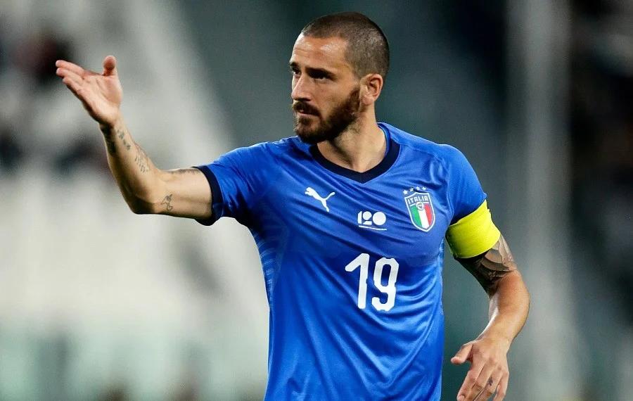 包含塞拉认可博努奇领导能力，尤文图斯后卫当之无愧的词条