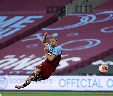 诺维奇被逼平,保级形势日益严峻的简单介绍 诺维奇被逼平,保级形势日益严峻的简单介绍