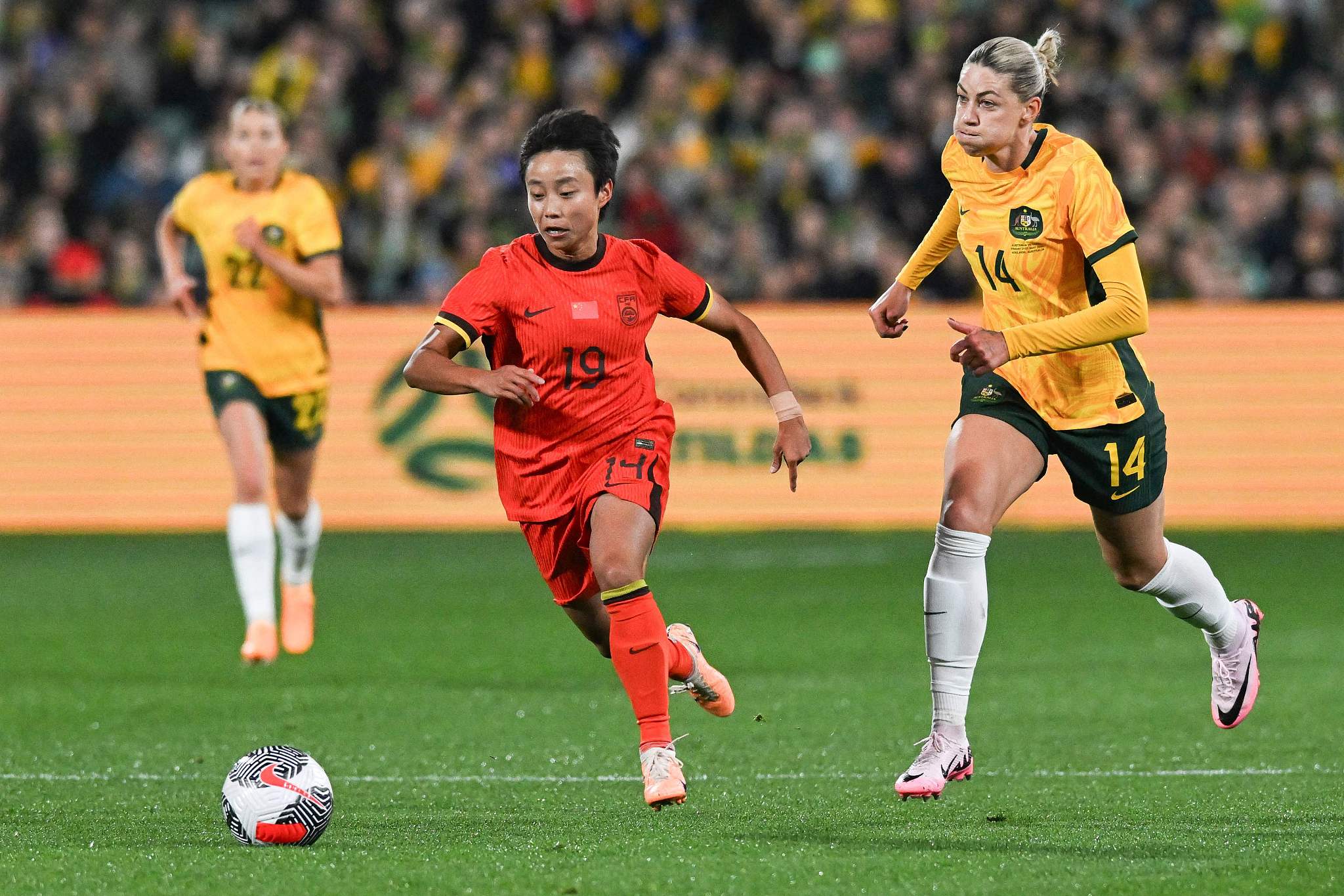 国际足坛瞩目一幕:女足日渐崭露头角勇往直前的简单介绍 国际足坛瞩目一幕:女足日渐崭露头角勇往直前的简单介绍