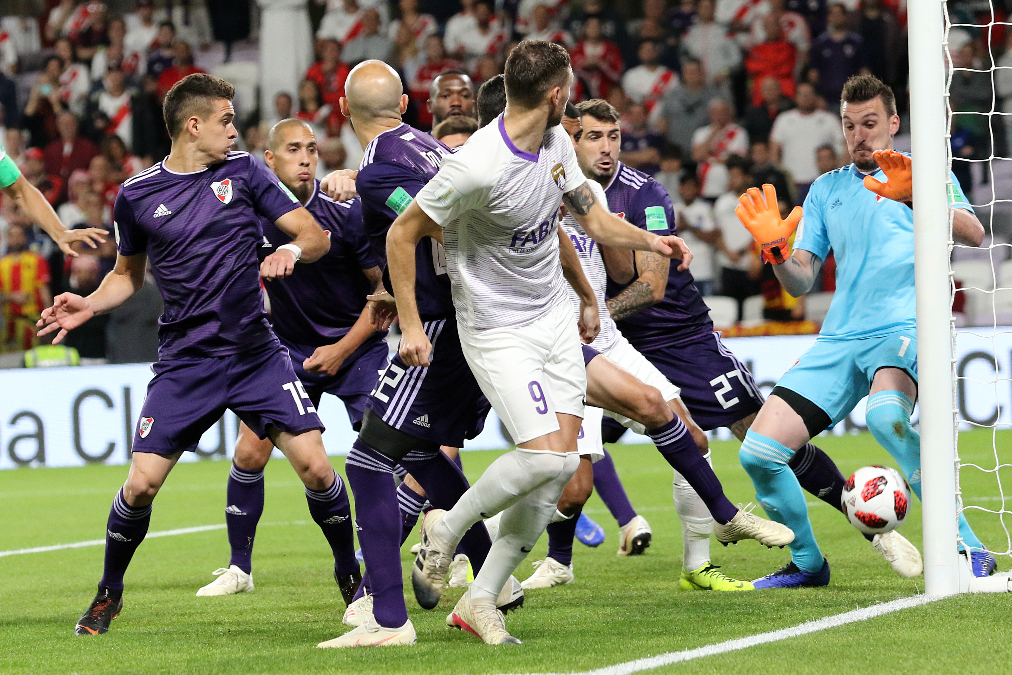 关于独家：拉普拉塔大学生世俱杯首战阵容预测的信息