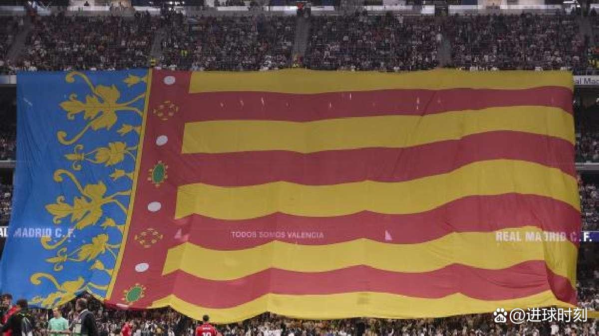 包含瓦伦西亚客场大胜，重返欧战资格区的词条