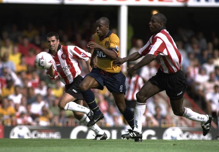 阿森纳客场惨遭南安普顿绝杀,战绩受挫的简单介绍 阿森纳客场惨遭南安普顿绝杀,战绩受挫的简单介绍