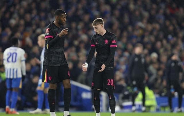 关于切尔西客场不敌沃特福德，客队遭遇连败的信息