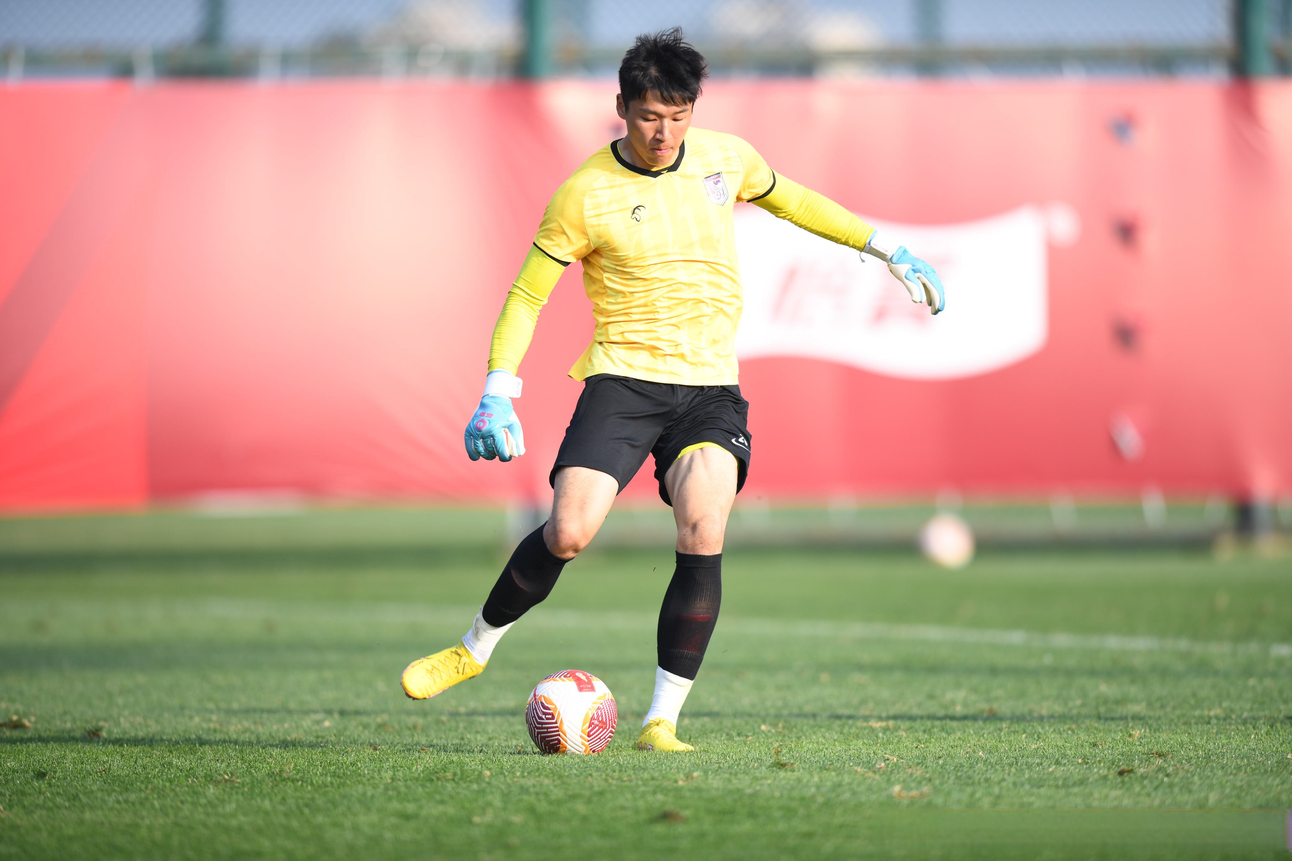 上海绿地申花战胜对手,气势如虹的简单介绍 上海绿地申花战胜对手,气势如虹的简单介绍