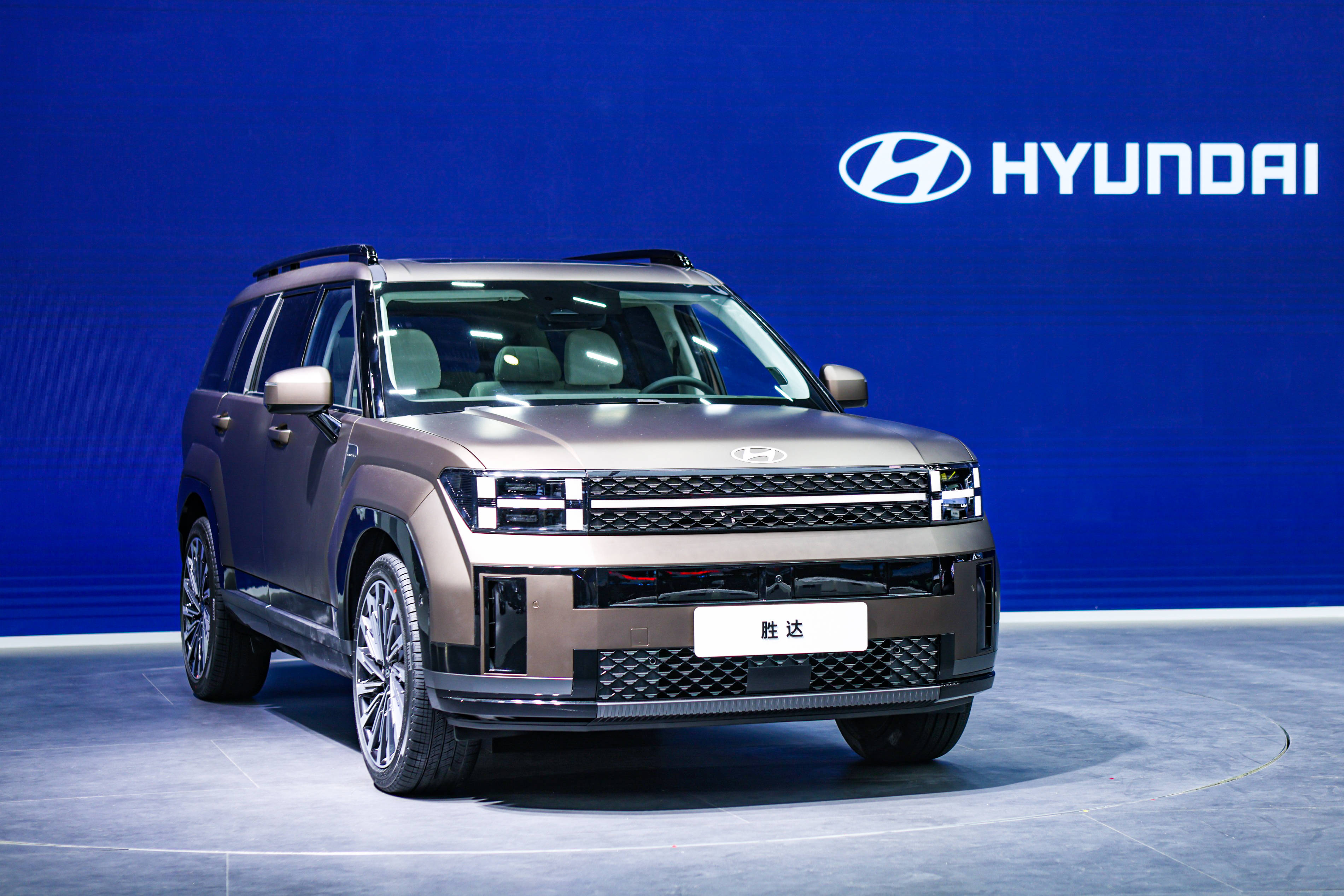 包含尤文图斯连胜达场，实力强劲令人叹服的词条