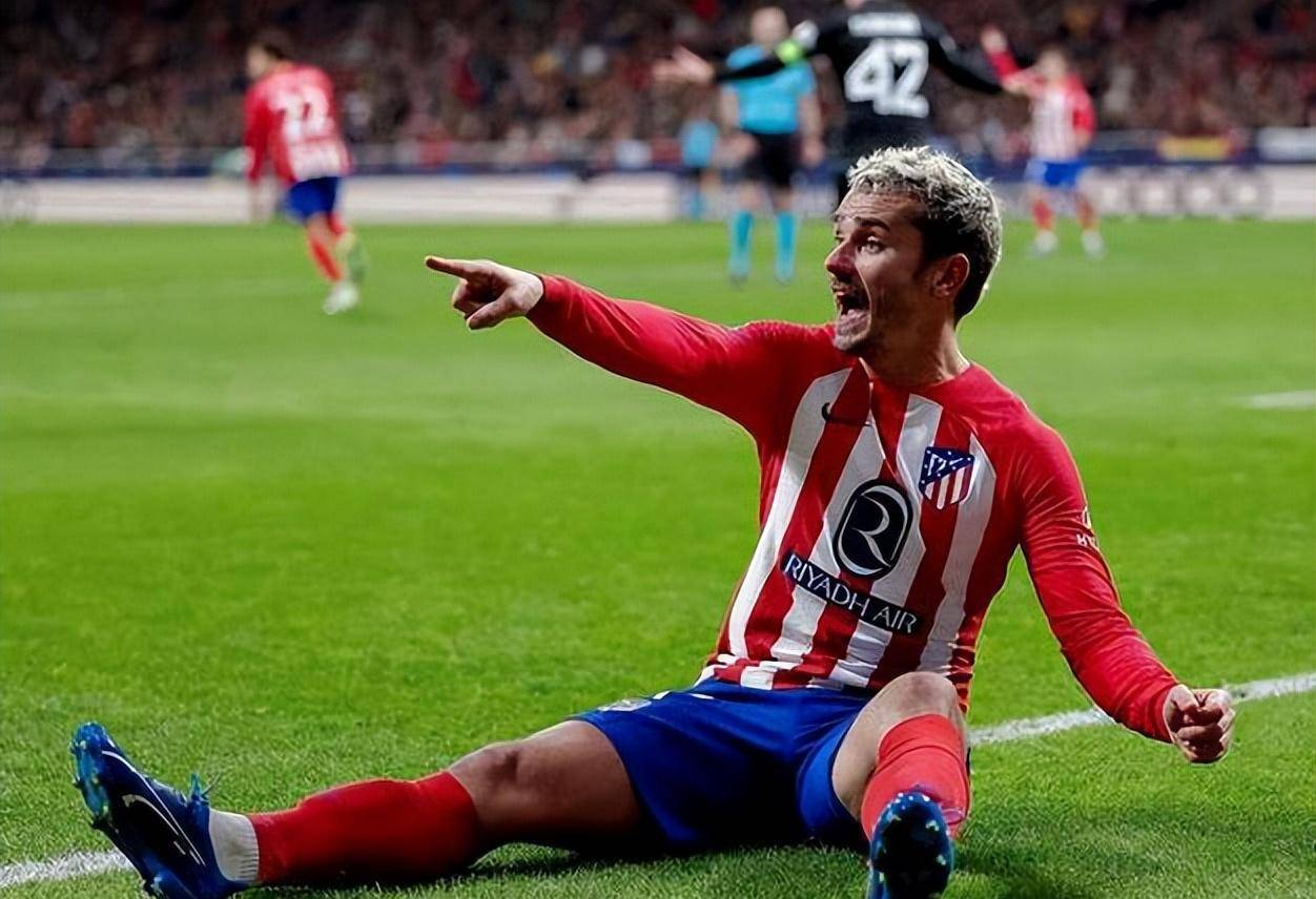 球员合同纠纷未解球队前途难料