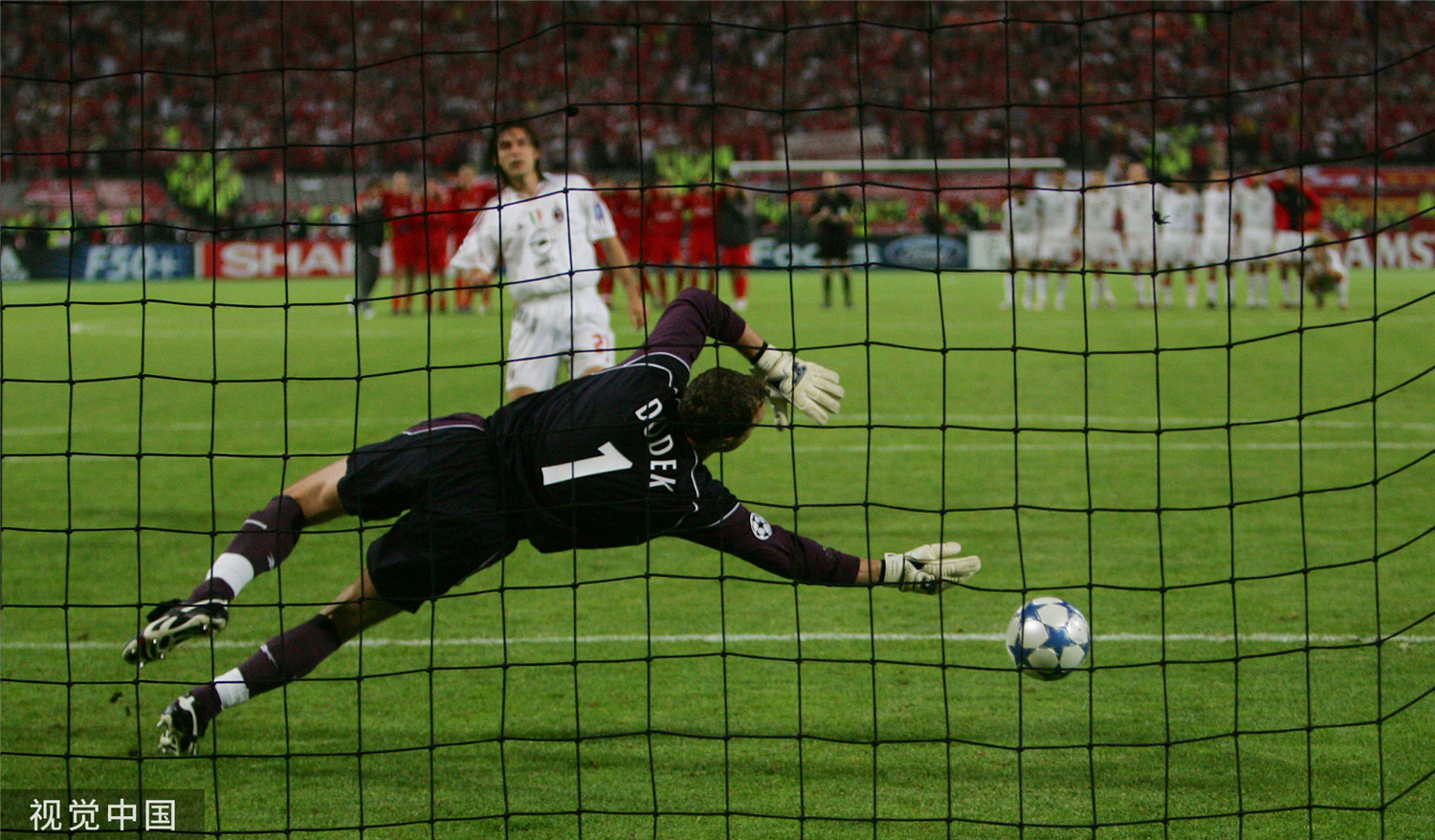 冰岛奇迹逆转!罗马尼亚难掩惊愕 冰岛奇迹逆转!罗马尼亚难掩惊愕