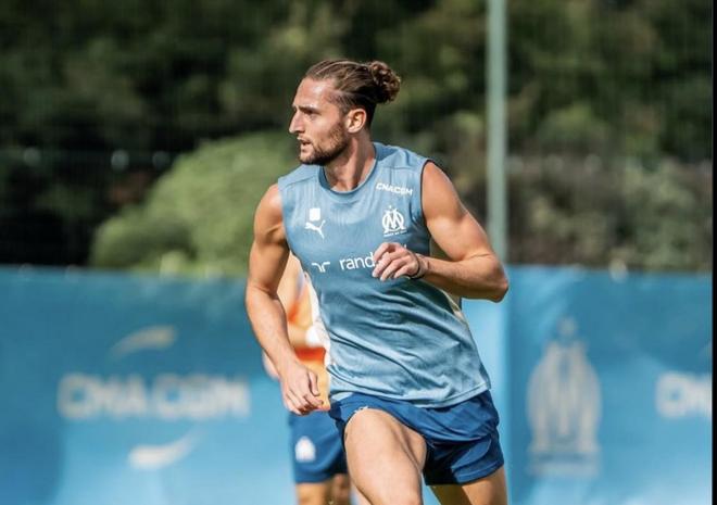 关于马赛新晋天才球员崭露头角,表现受瞩目的信息 关于马赛新晋天才球员崭露头角,表现受瞩目的信息