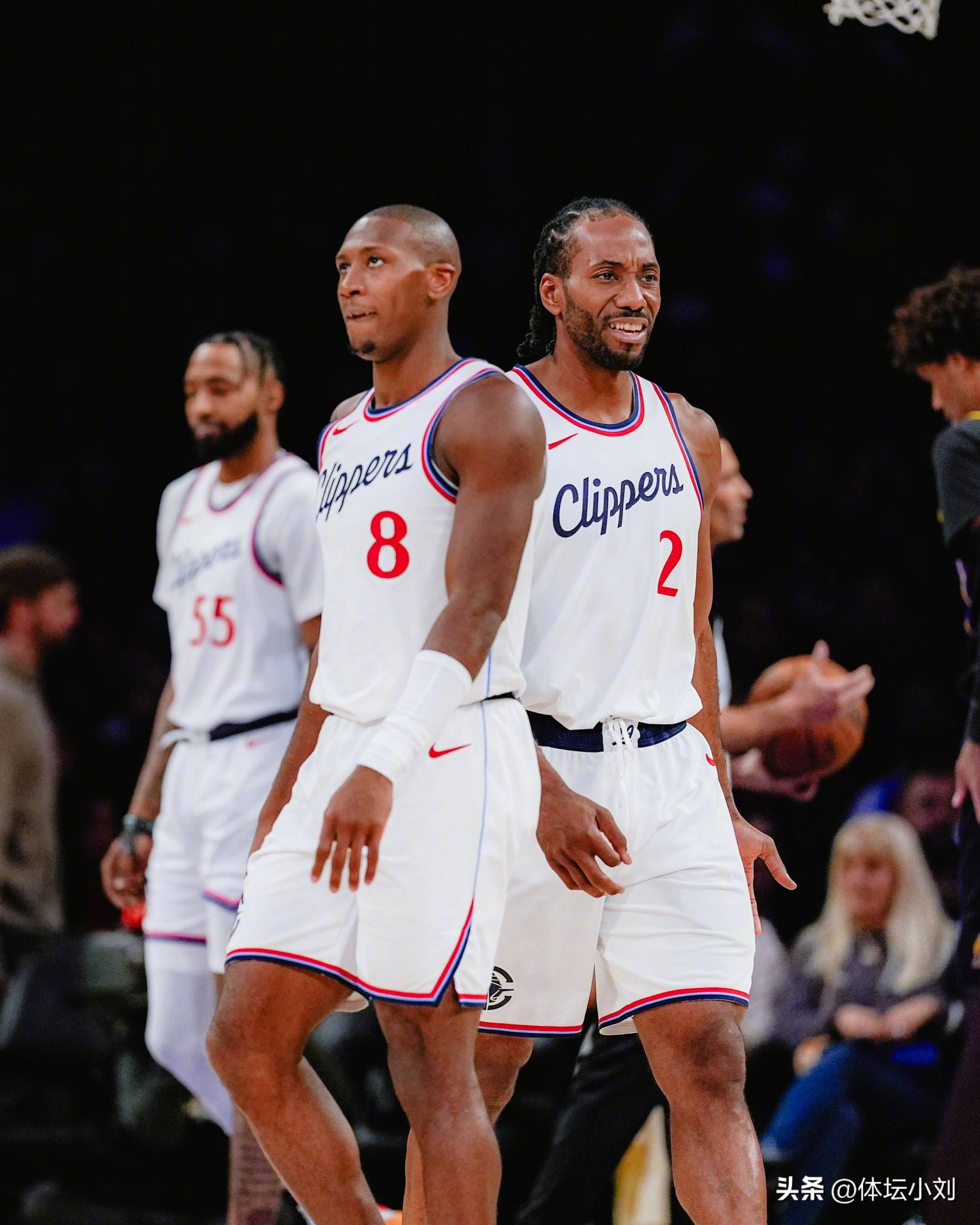 快船队宣布重组阵容，全力备战下一场比赛的简单介绍