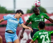 甘冈取得关键胜利，保级前景一片光明