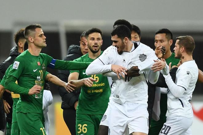 九游体育-武里南联和全北现代将在赛场上交锋