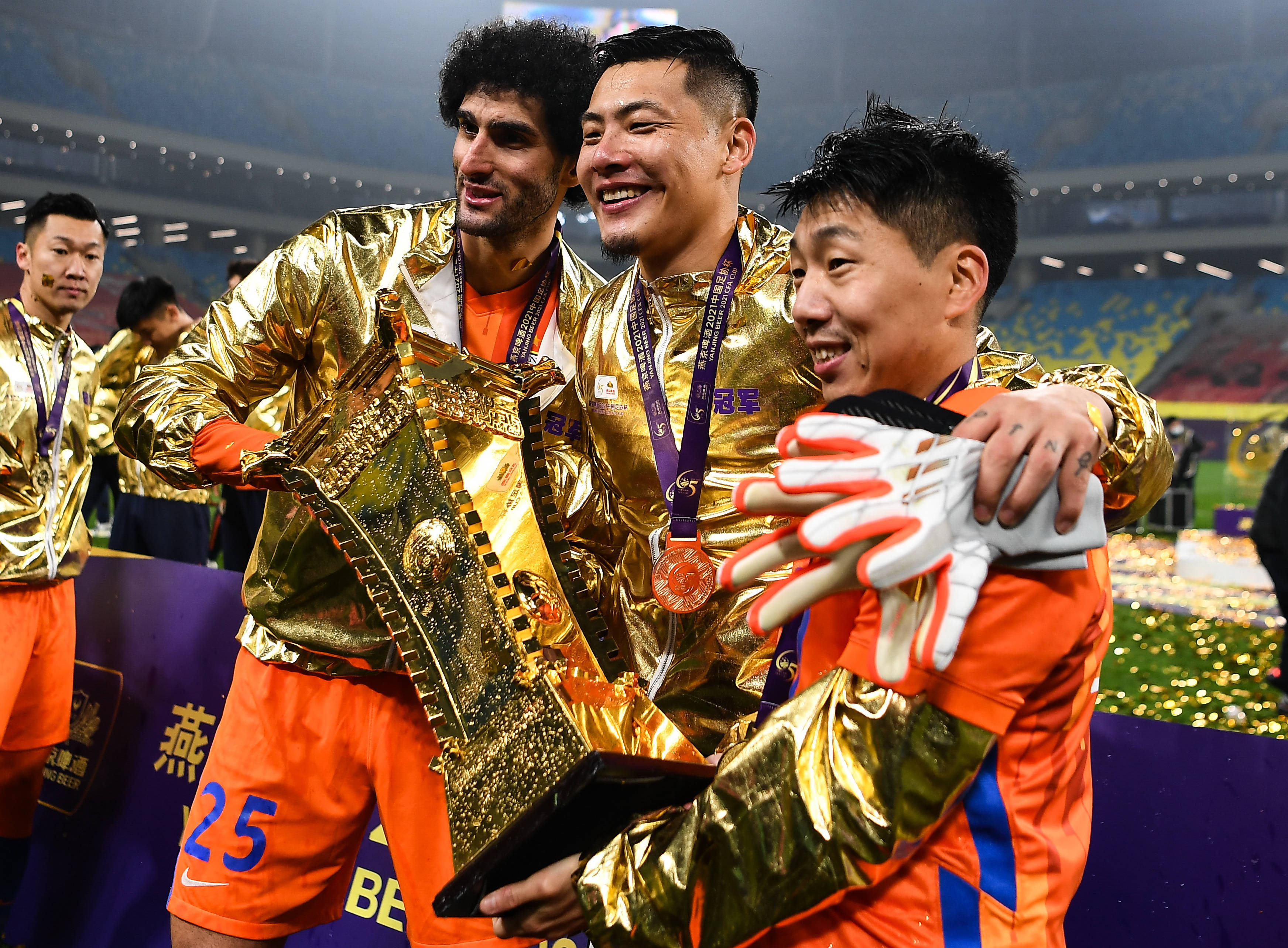 秘鲁足球队夺得夺冠，奋斗不止