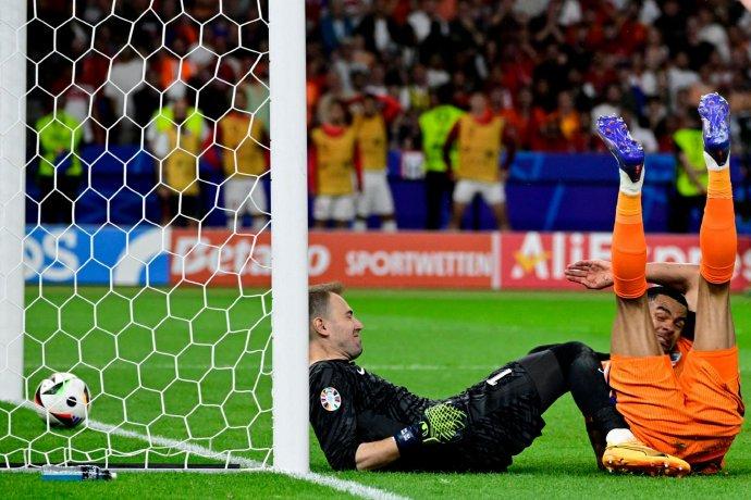 九游游戏-瑞士队大胜强敌，成功杀入欧洲杯四强的简单介绍