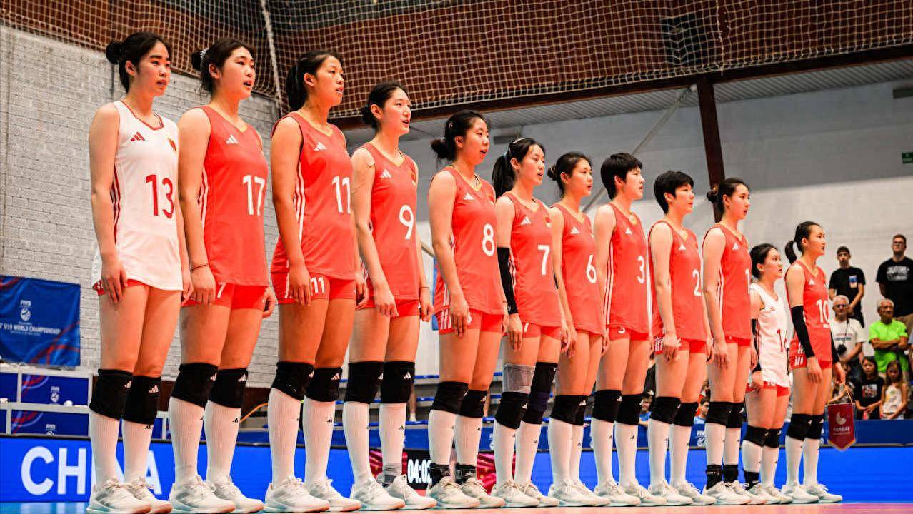 AC米兰后防线抗压表现不佳,主教练或加强训练 AC米兰后防线抗压表现不佳,主教练或加强训练