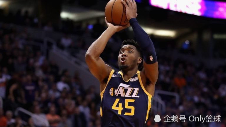 爵士队球员米切尔荣膺全明星赛MVP 爵士队球员米切尔荣膺全明星赛MVP