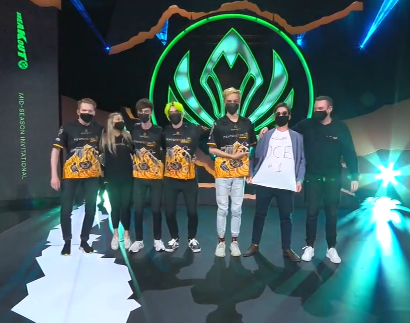 DK血洗C9,Inspired团战一打五激烈交锋全球总决赛,点燃全场激情的简单介绍 DK血洗C9,Inspired团战一打五激烈交锋全球总决赛,点燃全场激情的简单介绍